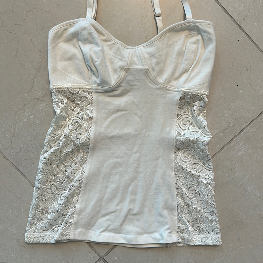 Aritzia style tank